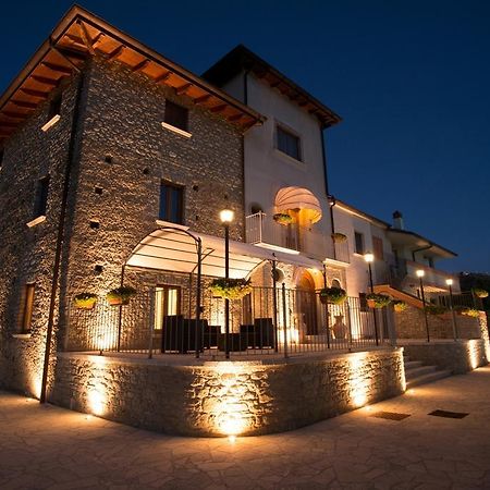 Agriturismo U' Casinu Da Scala 肯波拉圣吉奥瓦尼 外观 照片
