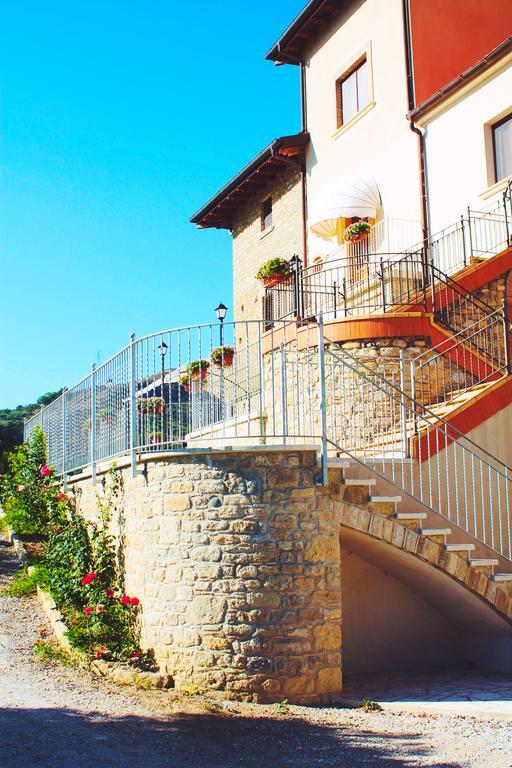 Agriturismo U' Casinu Da Scala 肯波拉圣吉奥瓦尼 外观 照片
