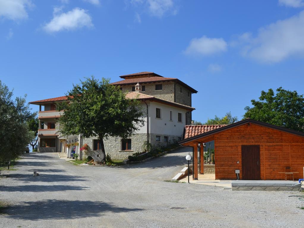Agriturismo U' Casinu Da Scala 肯波拉圣吉奥瓦尼 外观 照片